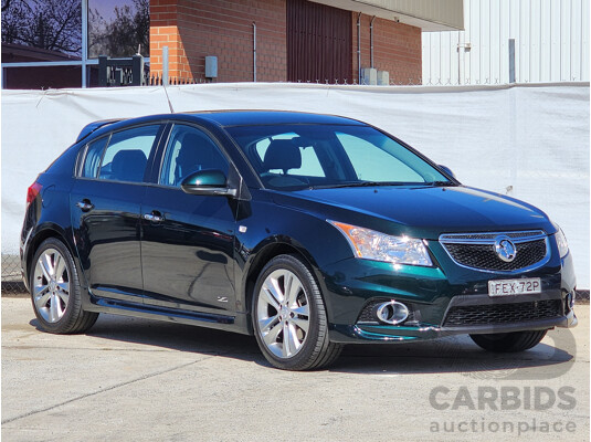 11/2014 Holden Cruze SRi Z-Series JH MY14 5d Hatchback Green 1.6L