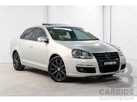 5/2010 Volkswagen Jetta 125 TDI Highline 1KM MY10 4d Sedan Silver Leaf Metallic Turbo Diesel 2.0L