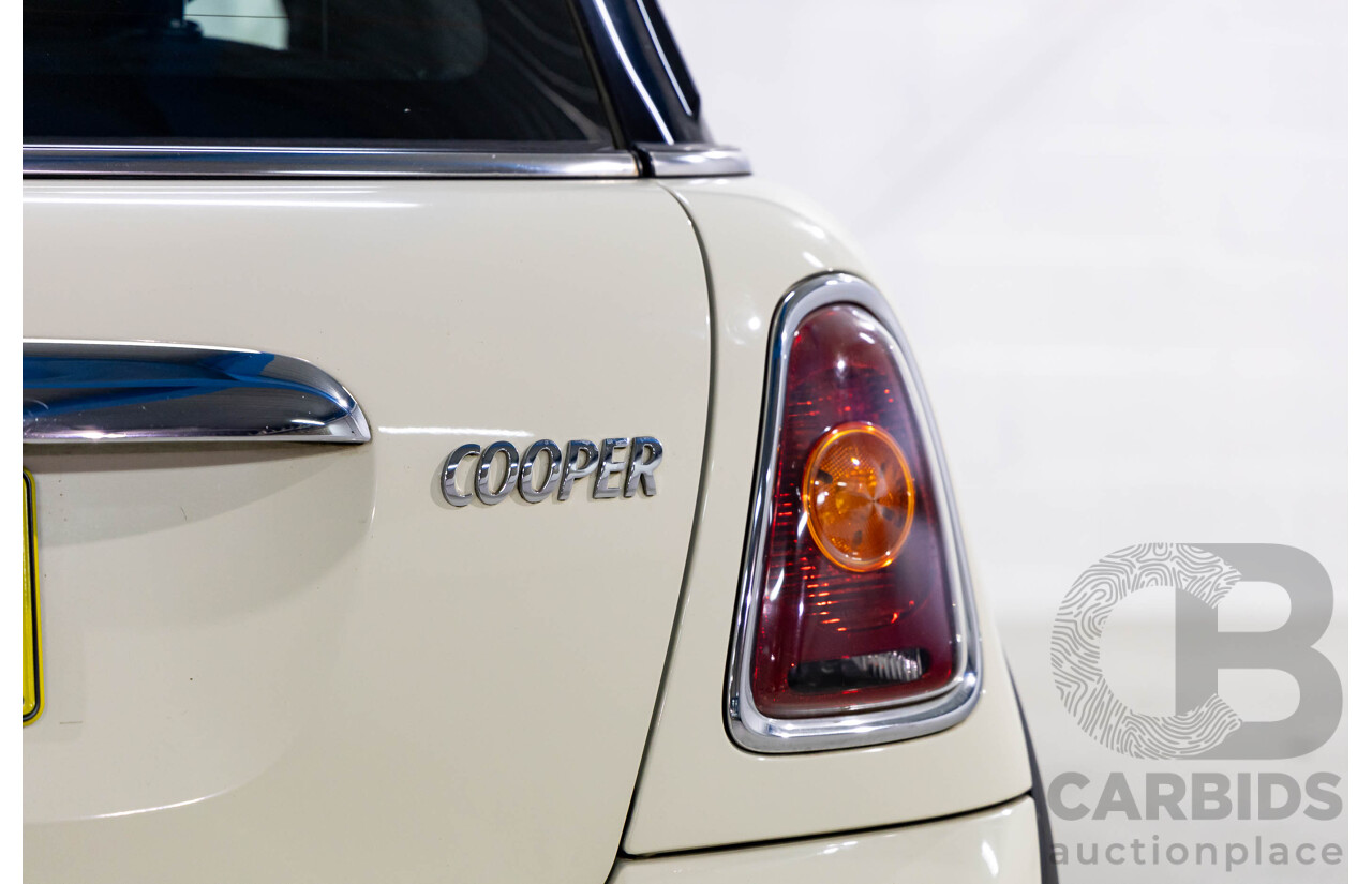 7/2007 Mini Cooper Chilli R56 2d Hatchback Pepper White 1.6L