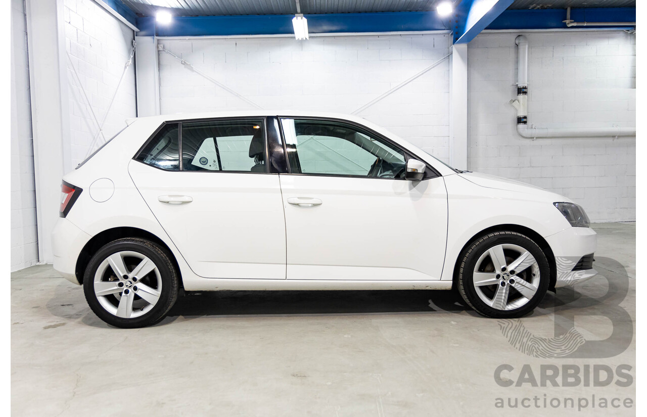 5/2015 Skoda Fabia 66 TSI NJ 5d Hatchback Moon White Metallic Turbo 1.2L