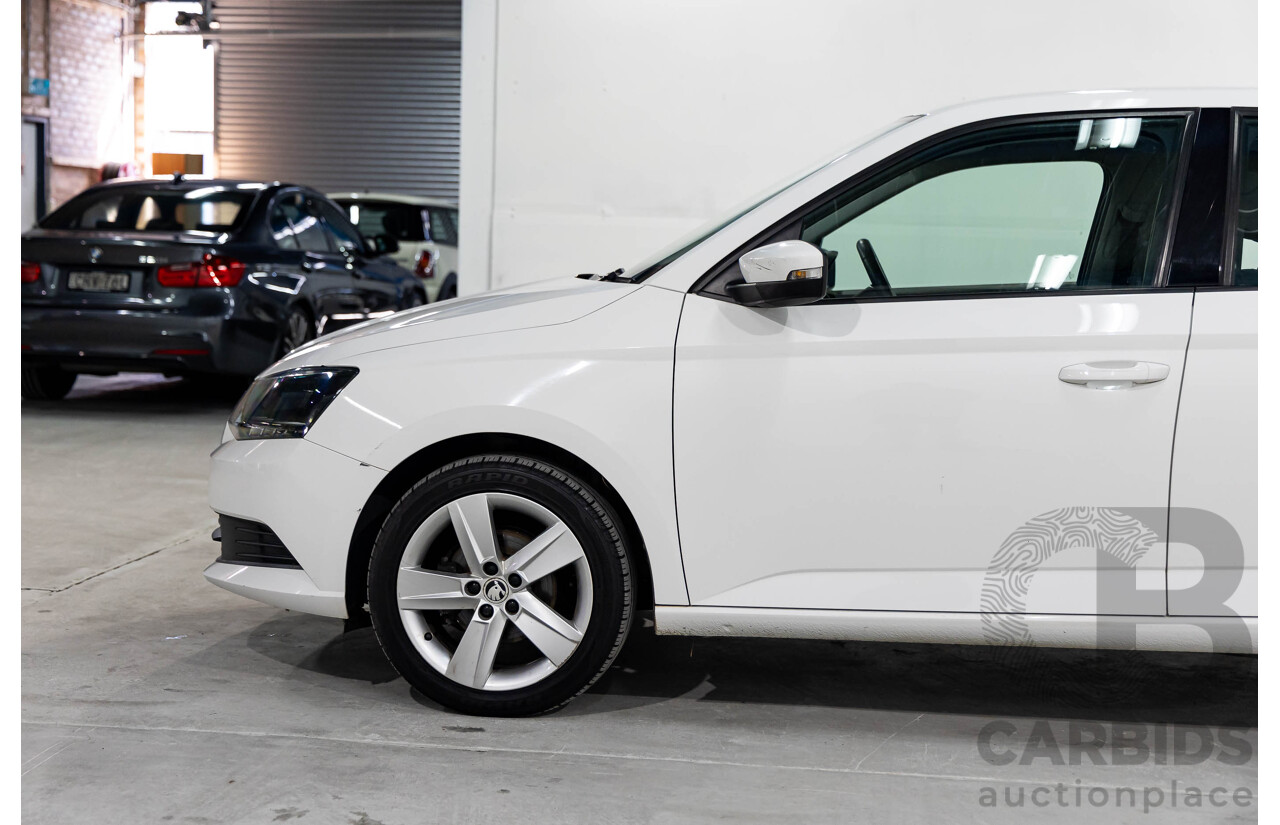 5/2015 Skoda Fabia 66 TSI NJ 5d Hatchback Moon White Metallic Turbo 1.2L