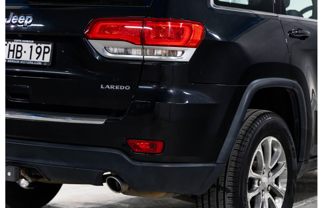 11/2013 Jeep Grand Cherokee Laredo (4x4) WK MY14 4d Wagon Brilliant Black Pearl Turbo Diesel 3.0L