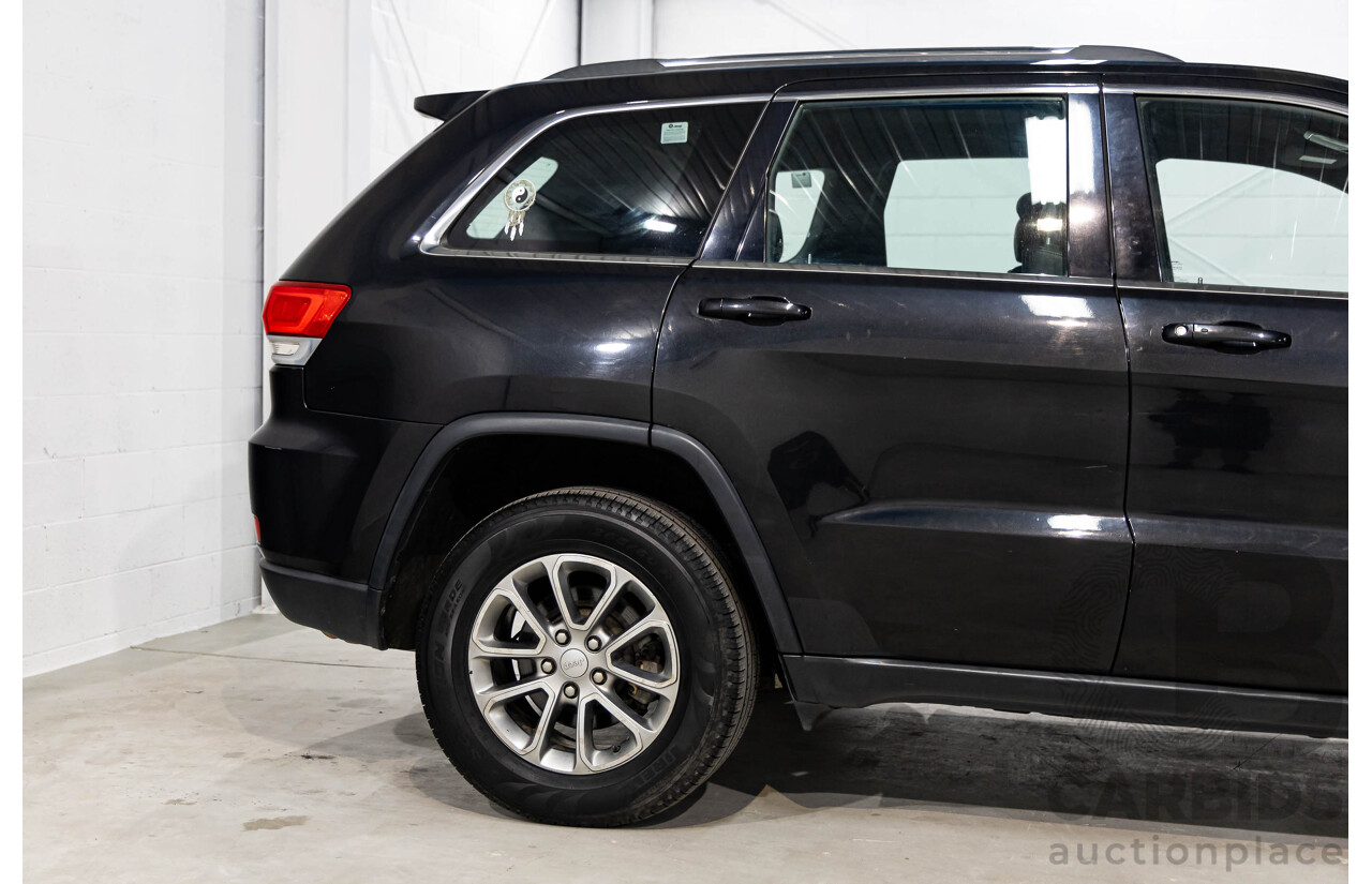 11/2013 Jeep Grand Cherokee Laredo (4x4) WK MY14 4d Wagon Brilliant Black Pearl Turbo Diesel 3.0L