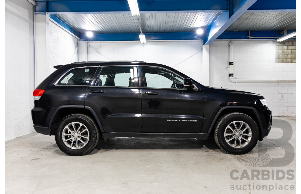 11/2013 Jeep Grand Cherokee Laredo (4x4) WK MY14 4d Wagon Brilliant Black Pearl Turbo Diesel 3.0L