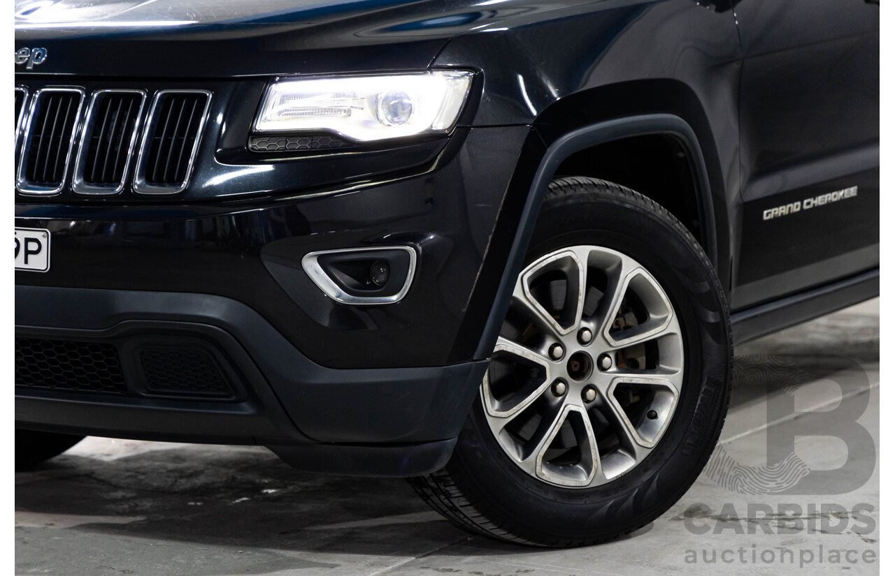 11/2013 Jeep Grand Cherokee Laredo (4x4) WK MY14 4d Wagon Brilliant Black Pearl Turbo Diesel 3.0L