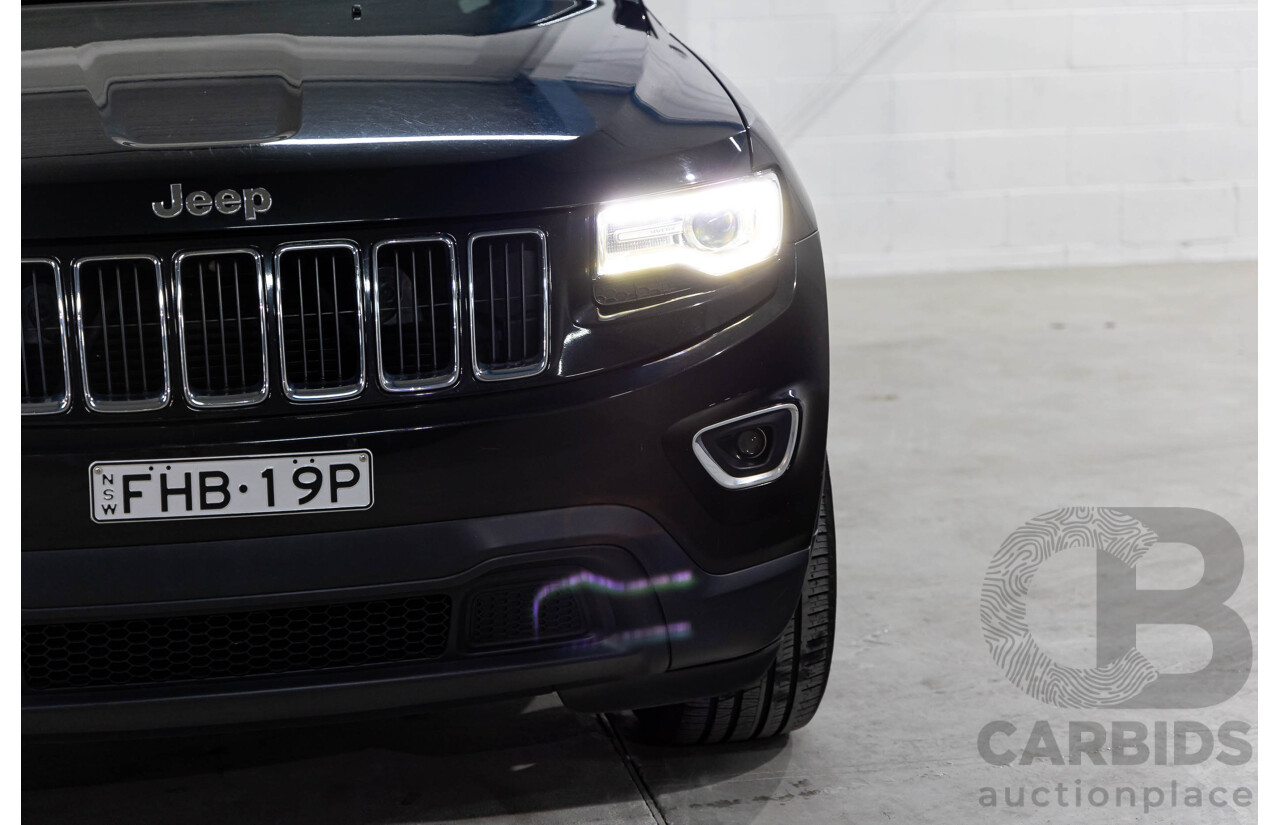 11/2013 Jeep Grand Cherokee Laredo (4x4) WK MY14 4d Wagon Brilliant Black Pearl Turbo Diesel 3.0L