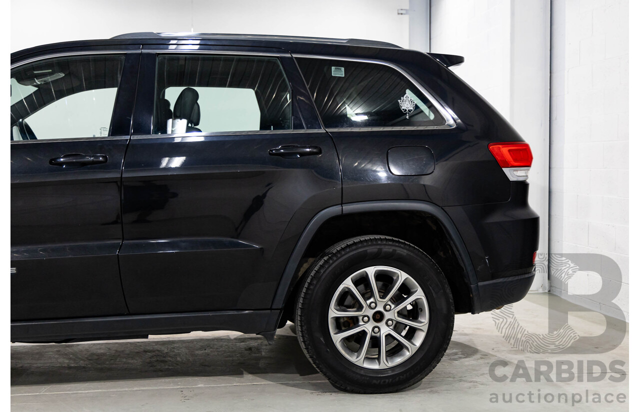 11/2013 Jeep Grand Cherokee Laredo (4x4) WK MY14 4d Wagon Brilliant Black Pearl Turbo Diesel 3.0L