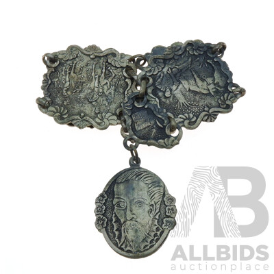 Vintage Don Quixote Story Bracelet, Spain 1940's, Silver Tone 18cm Long with Medallion Pendant