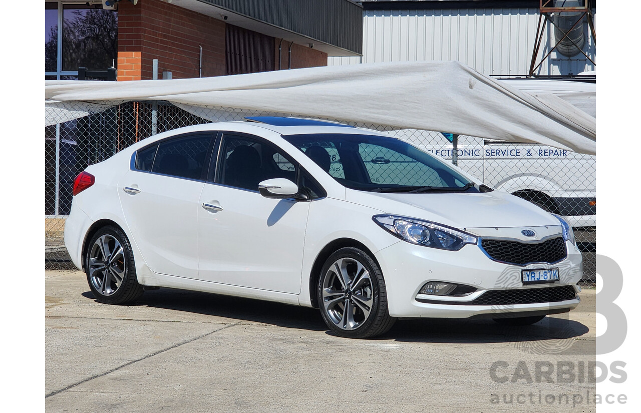 1/2014 Kia Cerato SLi NAV YD MY14 4d Sedan White 2.0L