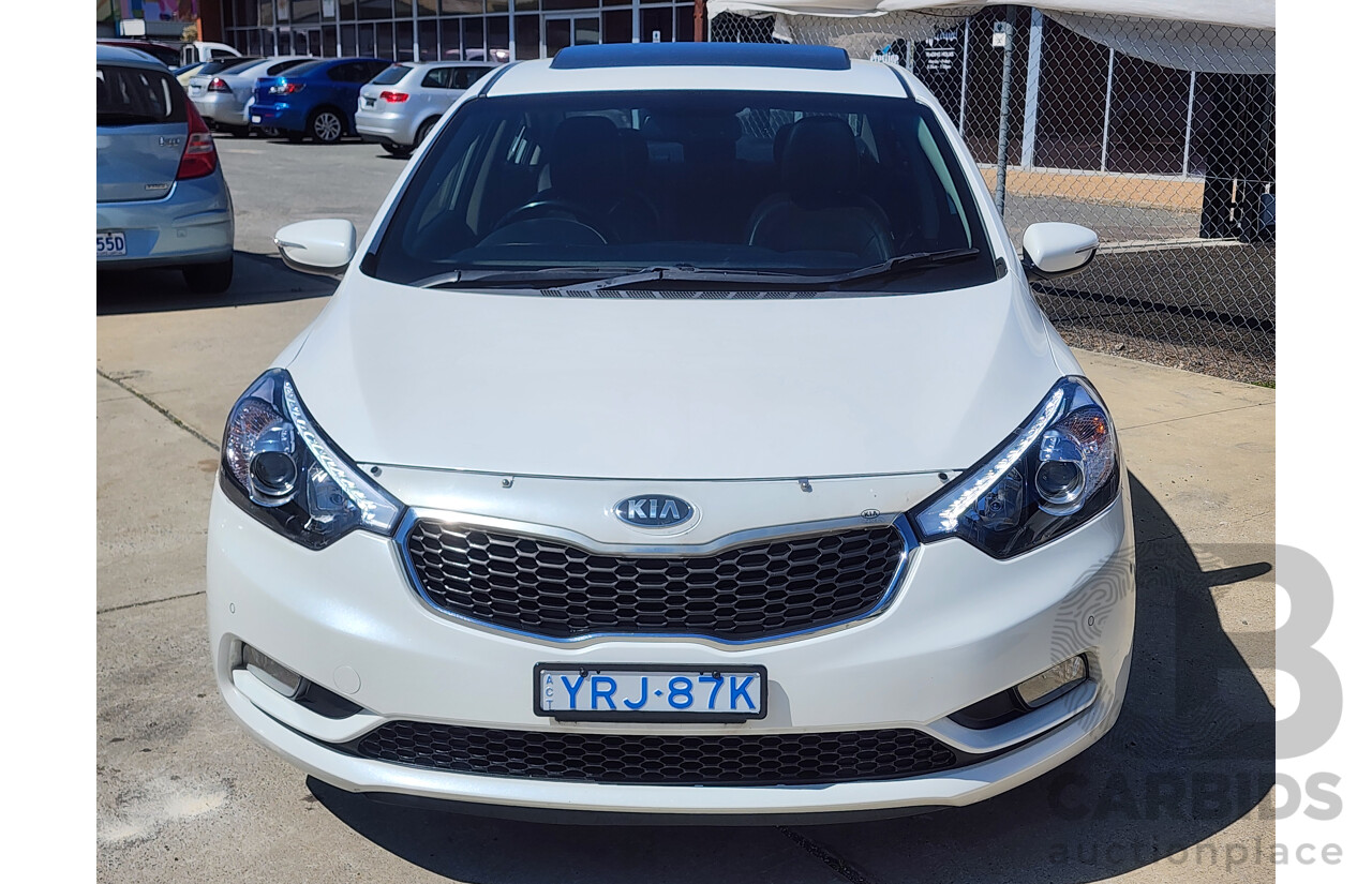 1/2014 Kia Cerato SLi NAV YD MY14 4d Sedan White 2.0L