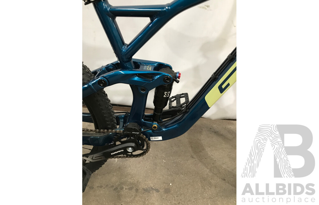 GT Sensor Sport 11 Speed Mountain Bike