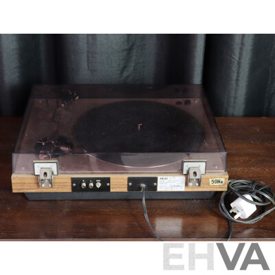 Akai AP-003 Belt Driven Turntable