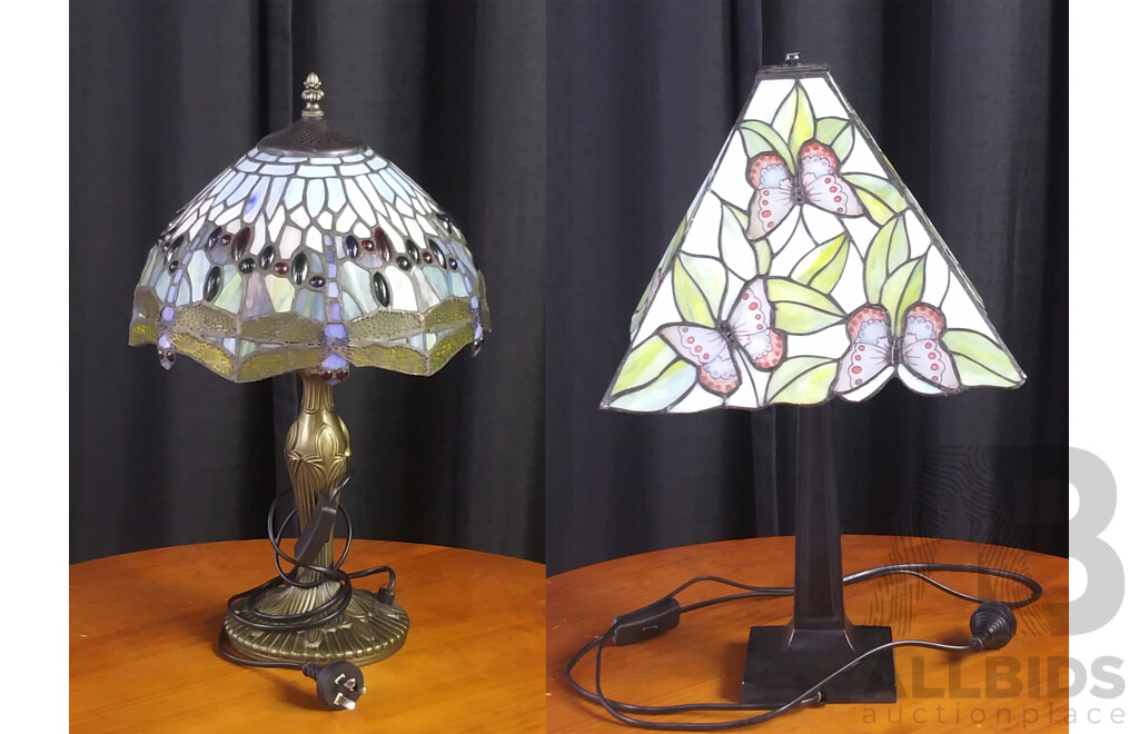 Non Matching Pair of Tiffany Style Table Lamps with Faux Leadlight Shade