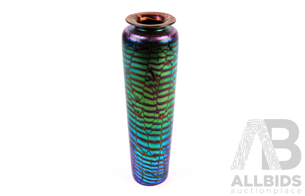 Local Studio Art Glass Vase by Robert Wynne for Denizen Art Glass, Sydney Manly with Iridescent Feathered Finish