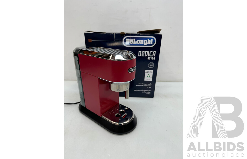 DeLonghi Coffee Machine