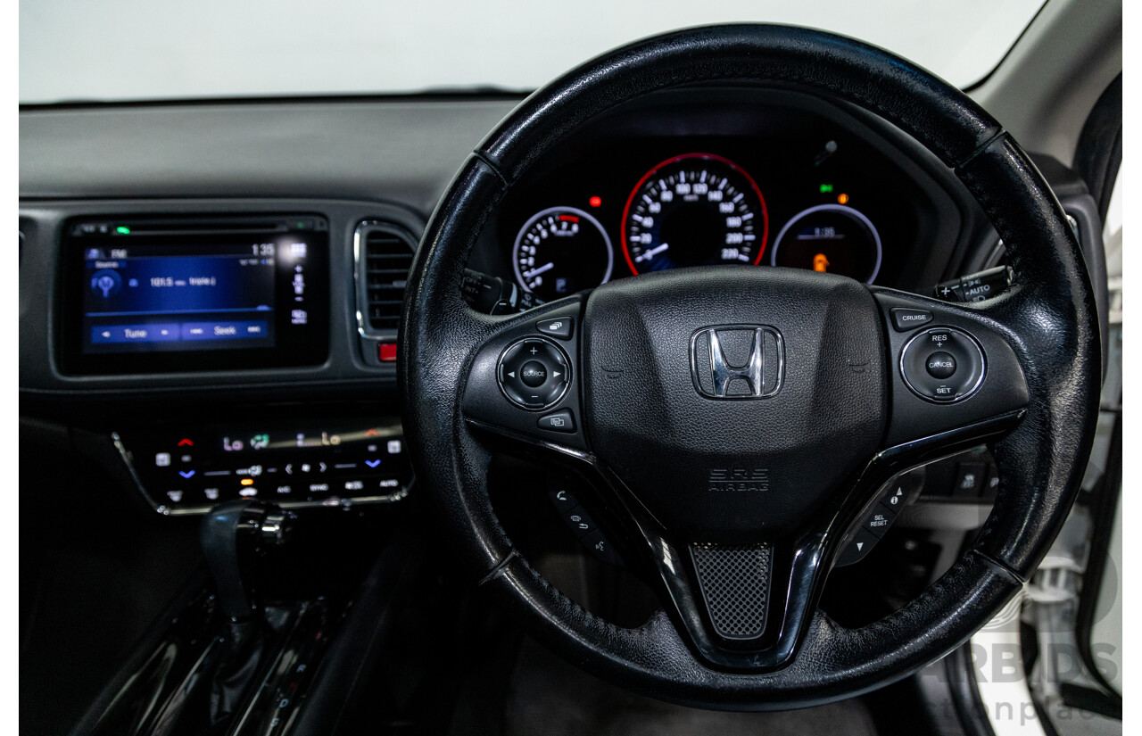 06/2016 Honda HR-V Vti-L 4d Wagon Pearl Orchid White 1.8L