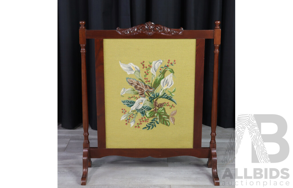 Mahogany Tapestry Front Fire Screen