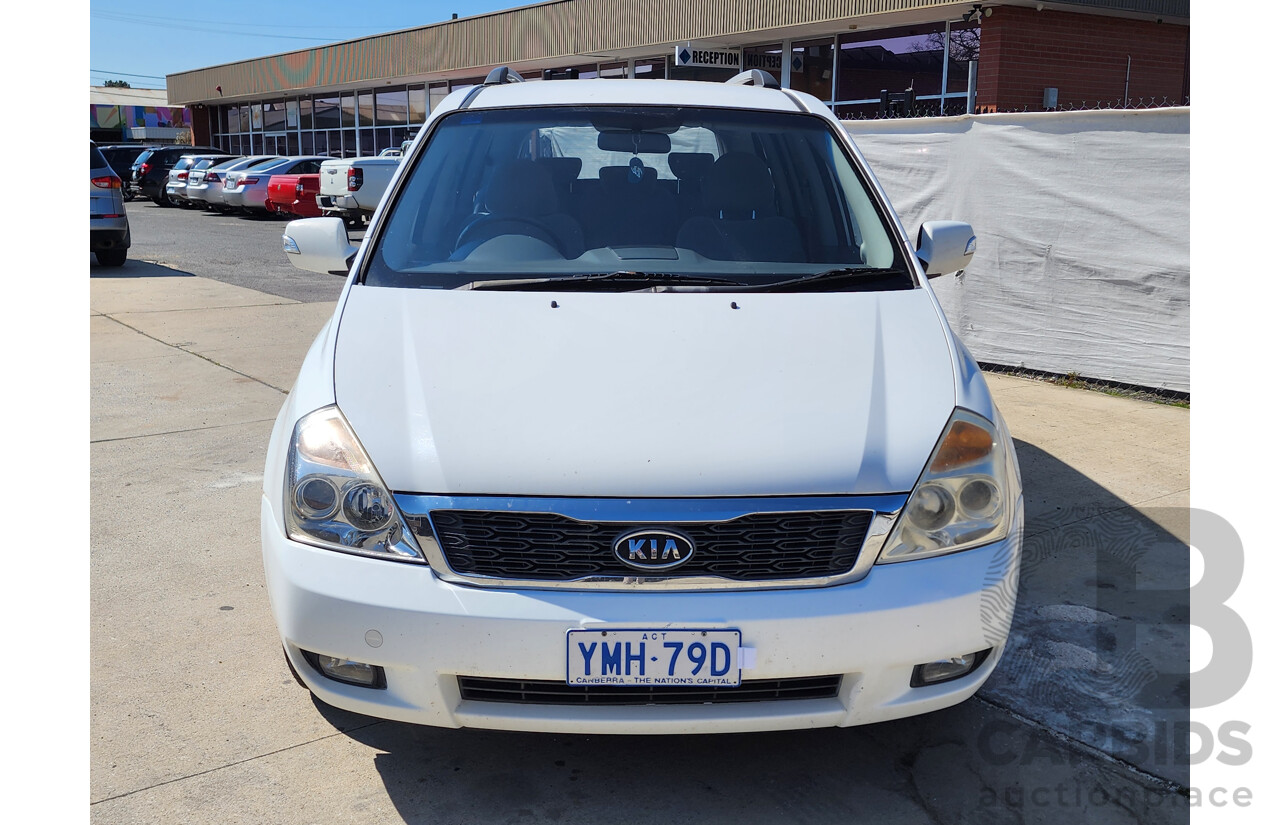 6/2010 Kia Grand Carnival EXE VQ 4d Wagon White 3.8L