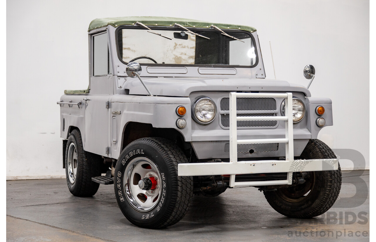 10/1976 Nissan Patrol G60 SWB (4x4) 2d Softtop Primer 4.0L