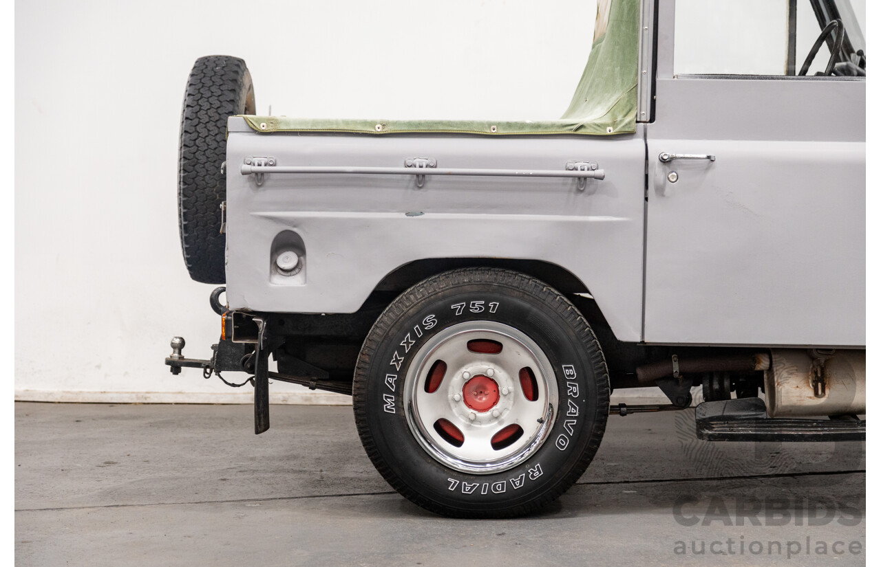 10/1976 Nissan Patrol G60 SWB (4x4) 2d Softtop Primer 4.0L