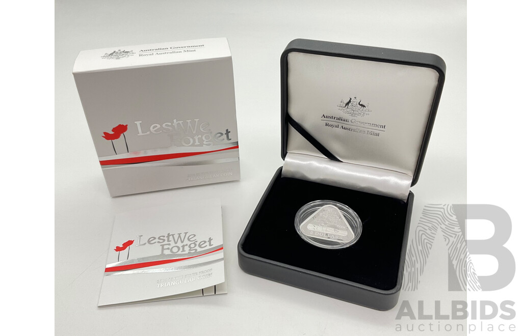 Australian RAM 2014 Silver Five Dollar Proof Triangular Coin, Lest We Forget .999