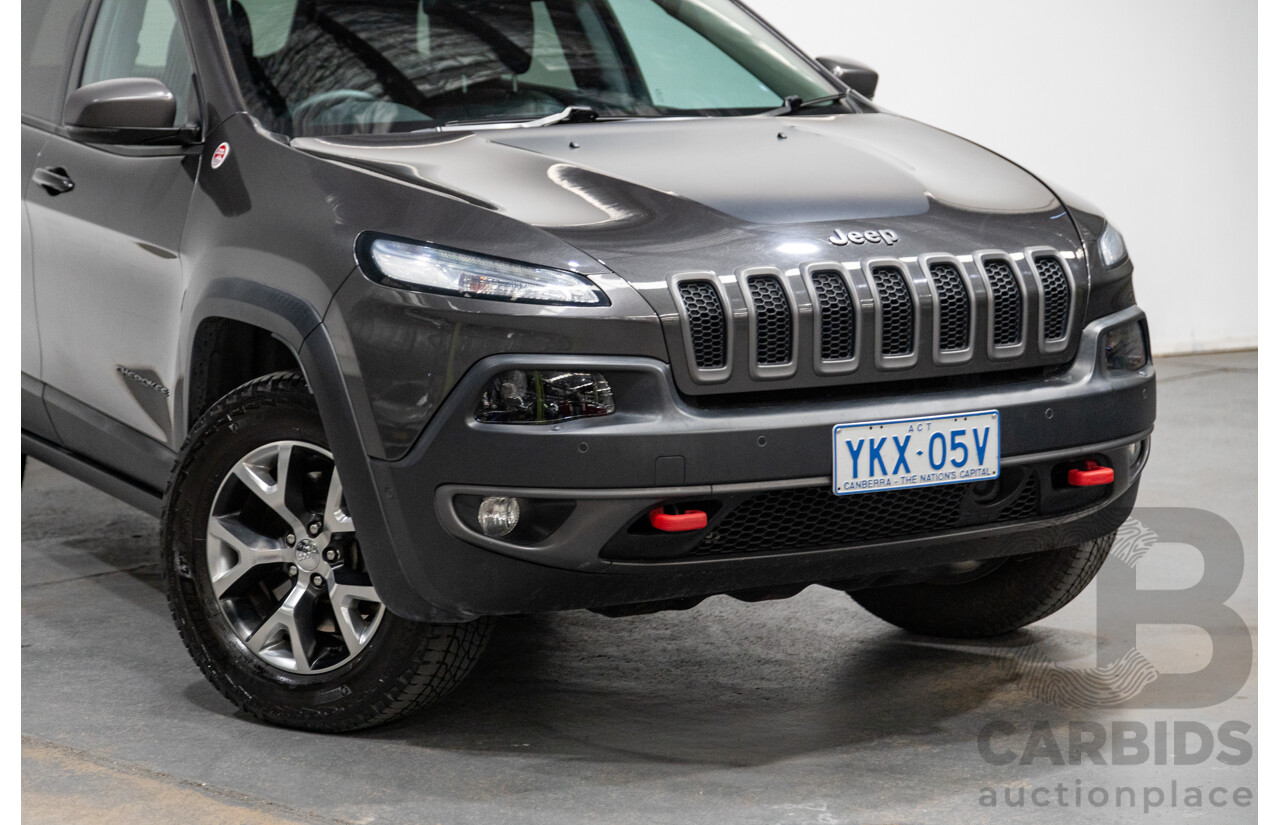 09/2014 Jeep Cherokee Trailhawk (4x4) KL 4d Wagon Granite Crystal Pearl V6 3.2L