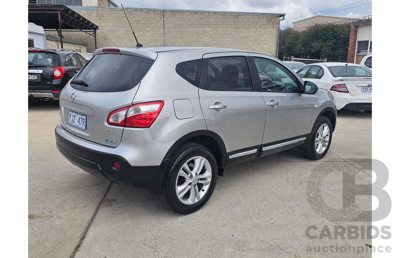 6/2014 Nissan Dualis TS (4x2) J10 MY13 4d Wagon Silver 1.6L