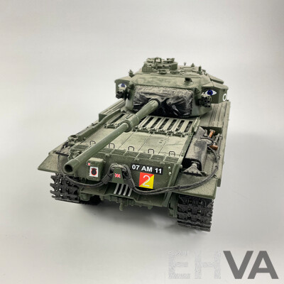 Minichamps Diecast Centurion MK5 Tank - 1:35 Scale