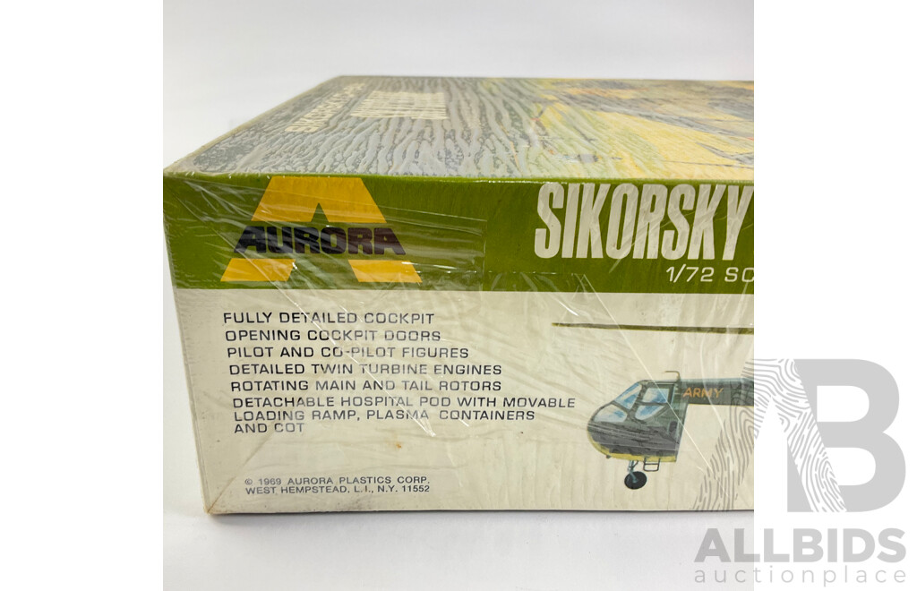 Vintage Aurora Model Boeing-Vertol Chinook'Copter - 1:48 Scale and Sikorsky CH-54A Skycrane - 1:72 Scale