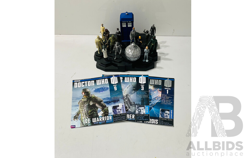 Collection of Doctor Who Figurine Collection Figures and Some Accompanying Magazines Including the Tardis, Cyber Controller and More