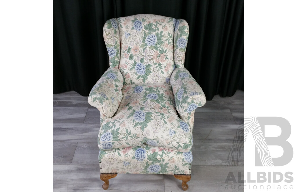 Fabric Wing Back Lounge Chair