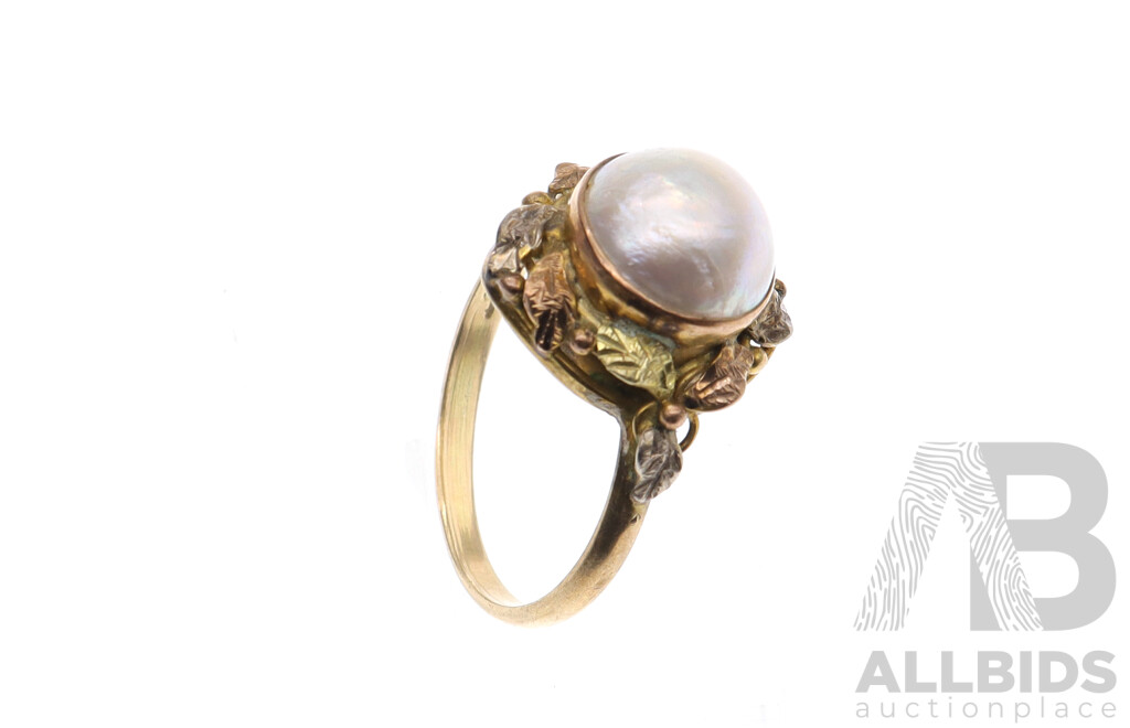 9ct Vintage Mabe Pearl Ring, Size M, 3.36 Grams