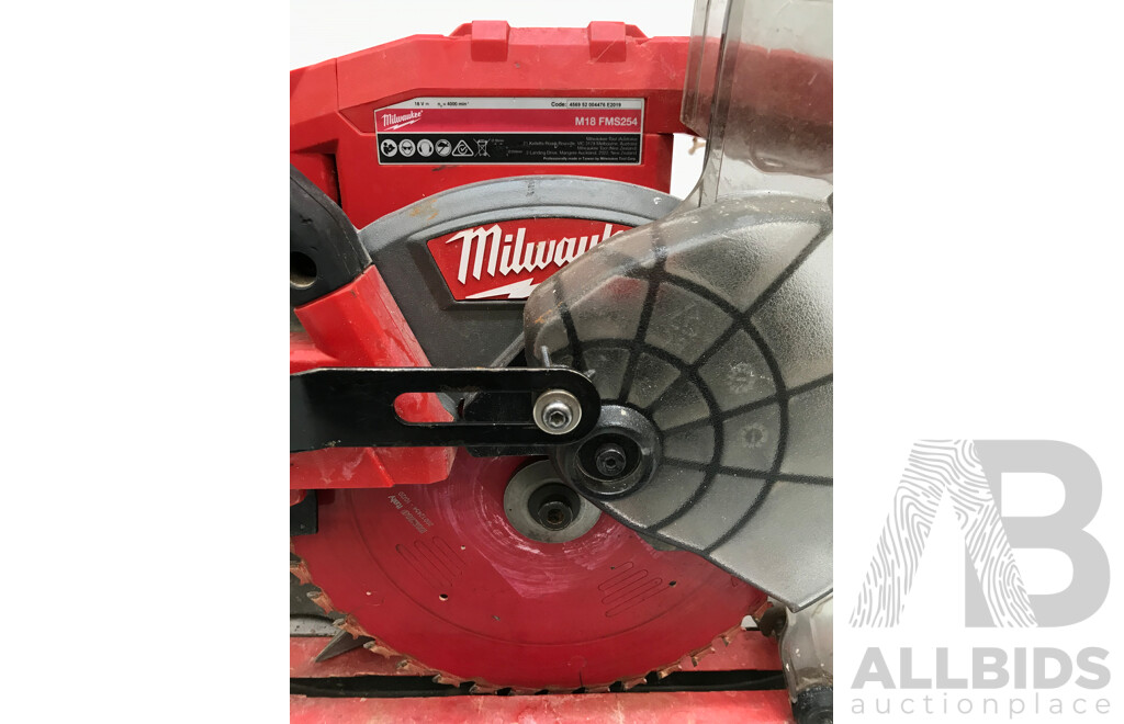 Milwaukee 18V Cordless Fuel Dual Bevel Sliding Compound Mitre Saw - Skin Only