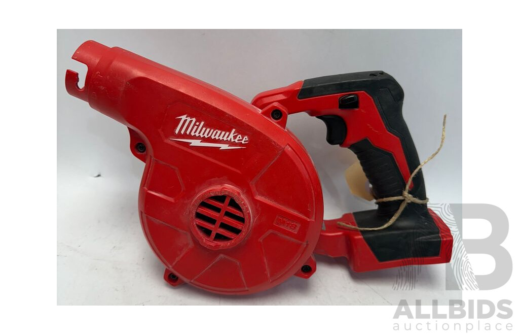 Milwaukee 18V Compact Blower