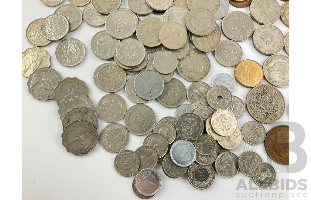 Collection of International Currency Including New Zealand 1933 Silver Half Crown, UK 1937 Silver Two Shilling, Australian and New Zealand Silver Sixpence, Hong Kong, New Zealand Solomon Island and More