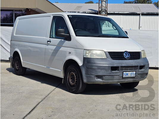 9/2009 Volkswagen Transporter (lwb) T5 MY08 Van White 2.5L