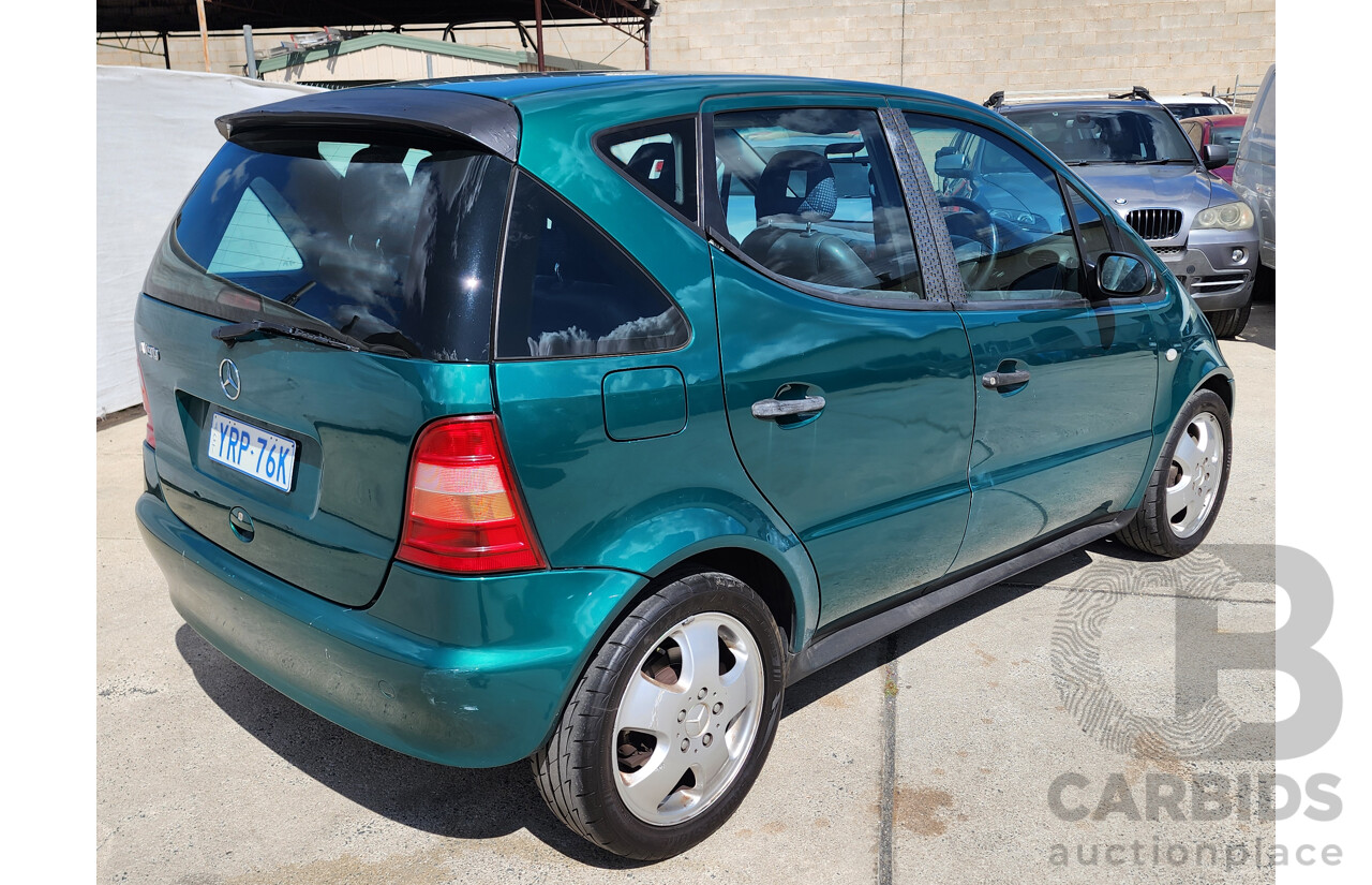 2/2001 Mercedes-Benz A190 Avantgarde W168 5d Hatchback Green 1.9L