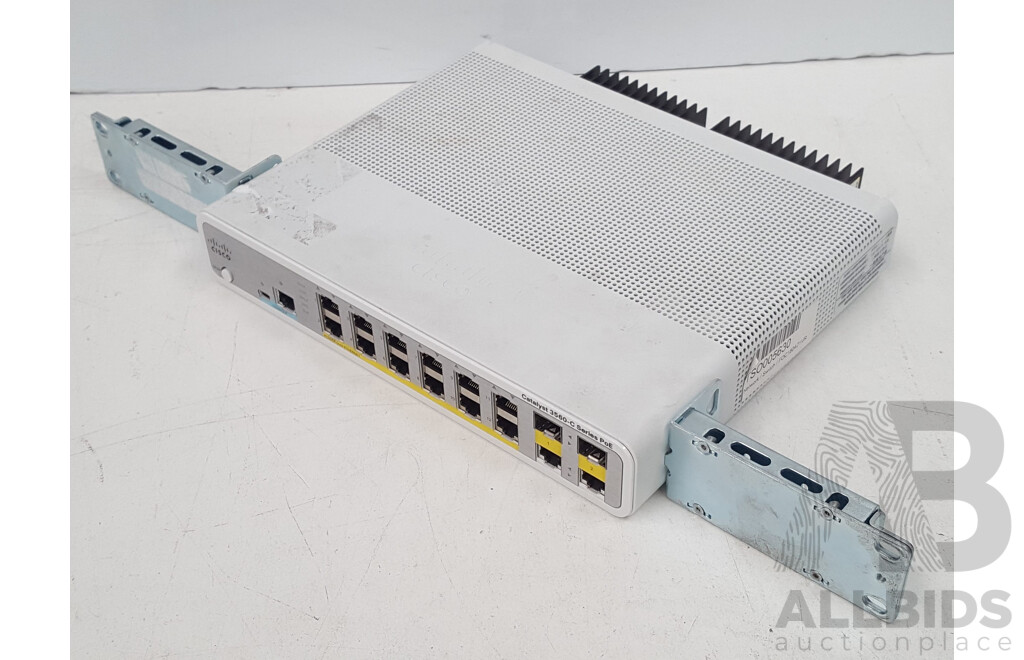 Cisco (WS-C3560C-12PC-S) Catalyst 3560-C Series PoE 12-Port Switch