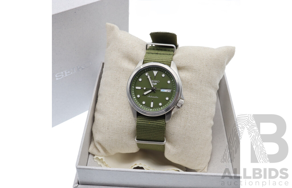 Boxed Seiko 5 Sports Watch, SRPE65J8