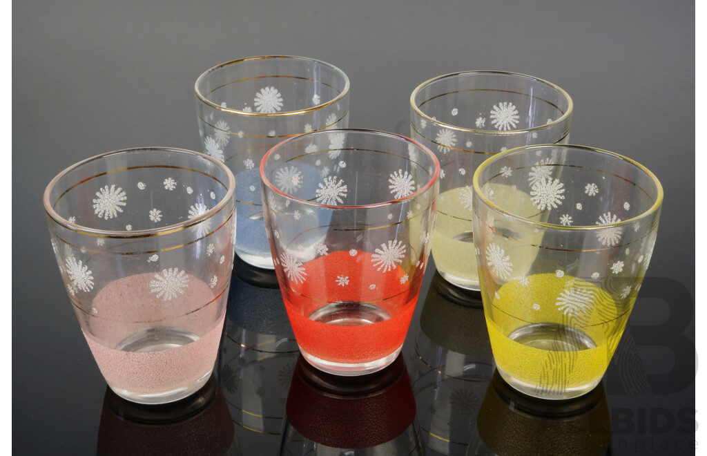 Vintage Art Deco Glass Lemonade Pitcher with Five Matching Tumblers Along with Selection Funky Glasses