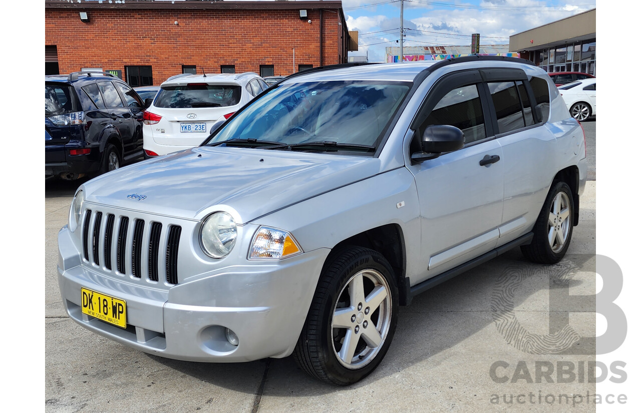 2/2008 Jeep Compass Limited MK 4d Wagon Silver Or Chrome 2.4L