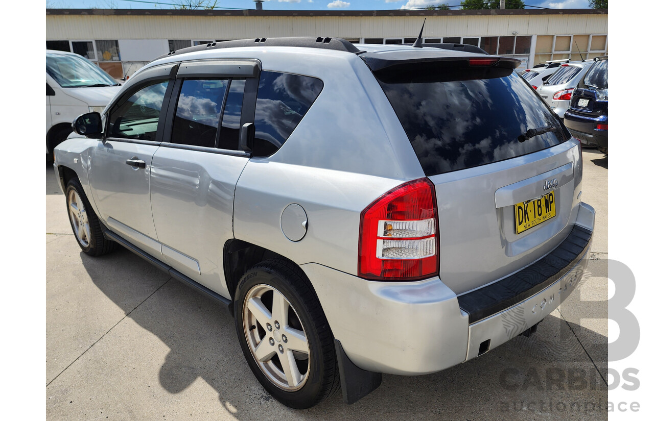 2/2008 Jeep Compass Limited MK 4d Wagon Silver Or Chrome 2.4L