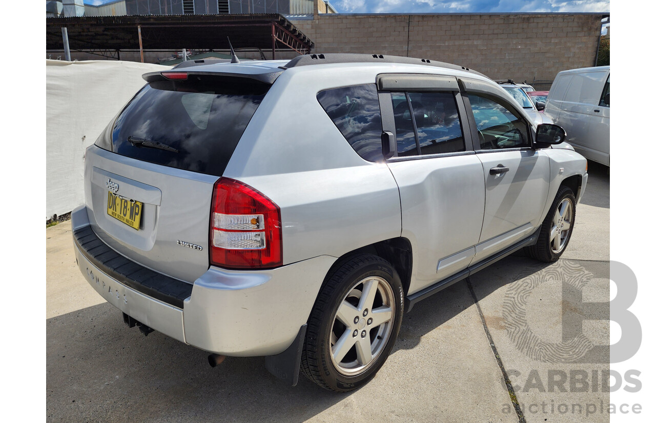 2/2008 Jeep Compass Limited MK 4d Wagon Silver Or Chrome 2.4L