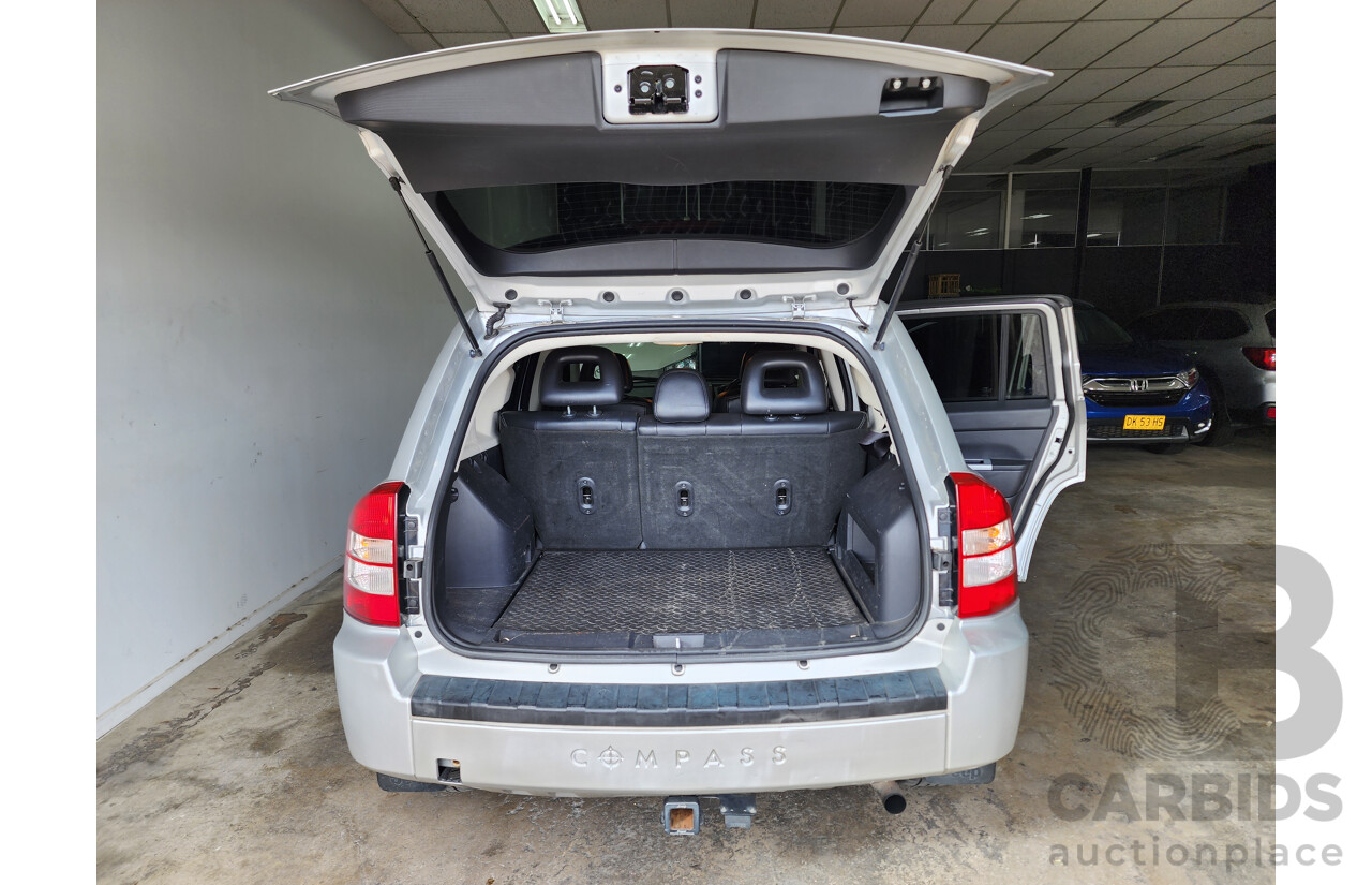 2/2008 Jeep Compass Limited MK 4d Wagon Silver Or Chrome 2.4L