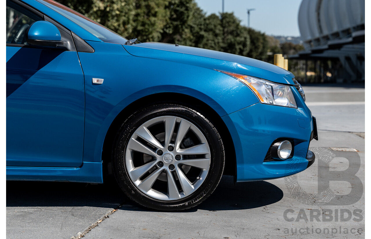 1/2013 Holden Cruze SRi-V JH Series 2 MY14 5d Hatchback Perfect Blue Metallic Turbo 1.4L