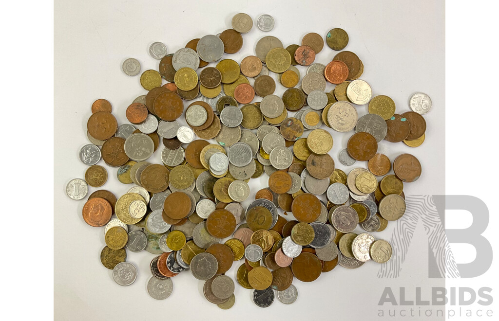 Collection of International Coins Including Greece, United Kingdom, Phillipines, Chile, Turkiye, Portugal and More - Approximately One Kilogram