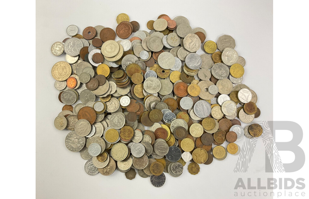 Collection of International Coins Including PNG, Greece, Germany, Nederlands, France, Nicaragua and More - Approximately 2.1 Kilograms