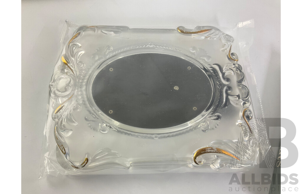 Australian Expo 1988 and Captain Cook Place Mats with Glass/Gilded Picture Frame