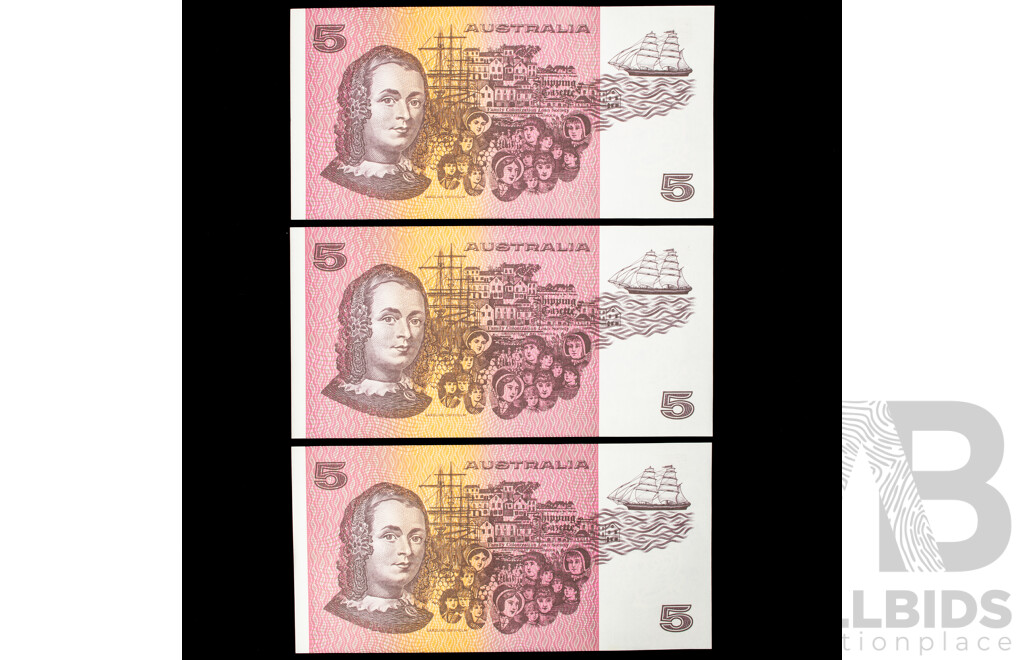 Three Australian 1985 Five Dollar Notes, Johnston/Fraser Consecutive QBV 100359 - QBV 100361