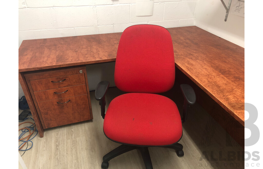 Corner Desk W/ Pedestal Unit & Chair